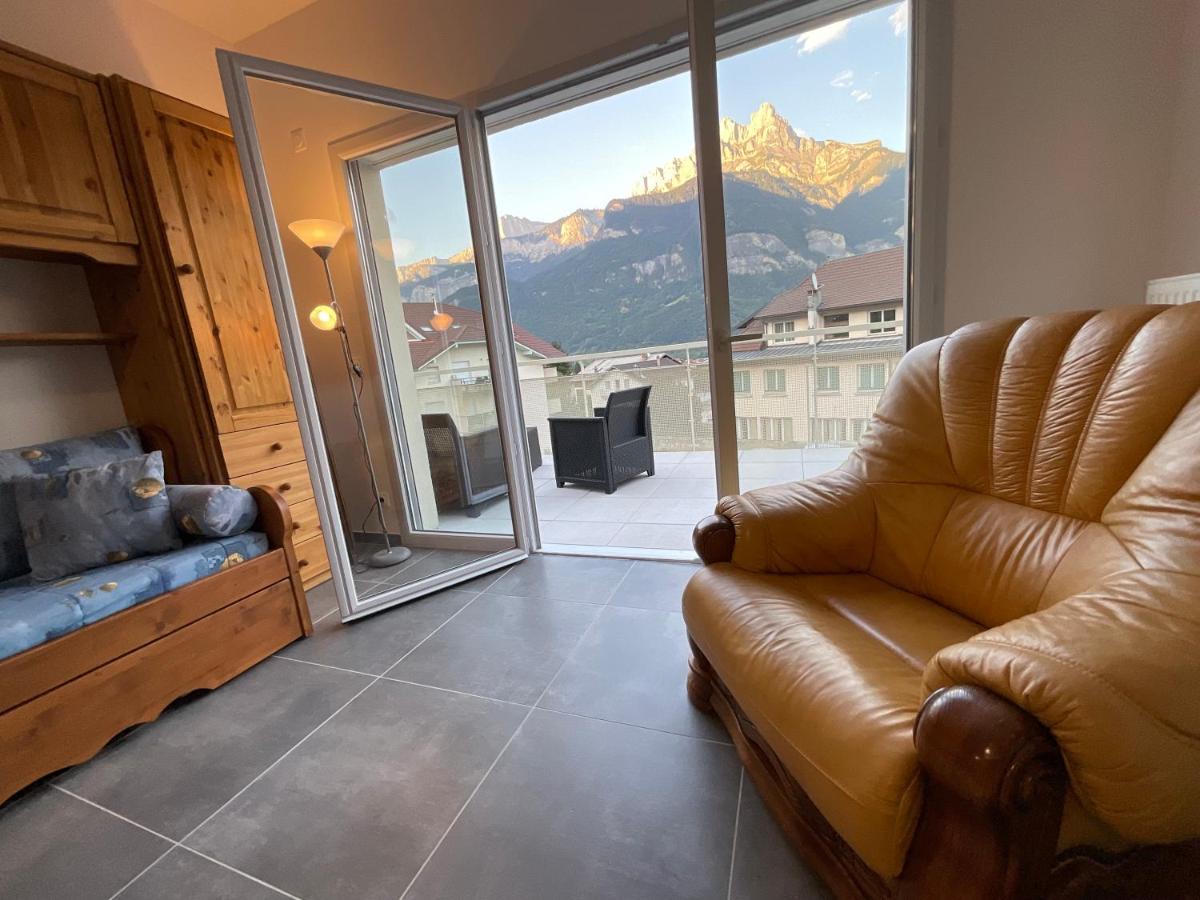 Appartement Au Pied Du Mont-Blanc 2! Саланш Екстериор снимка