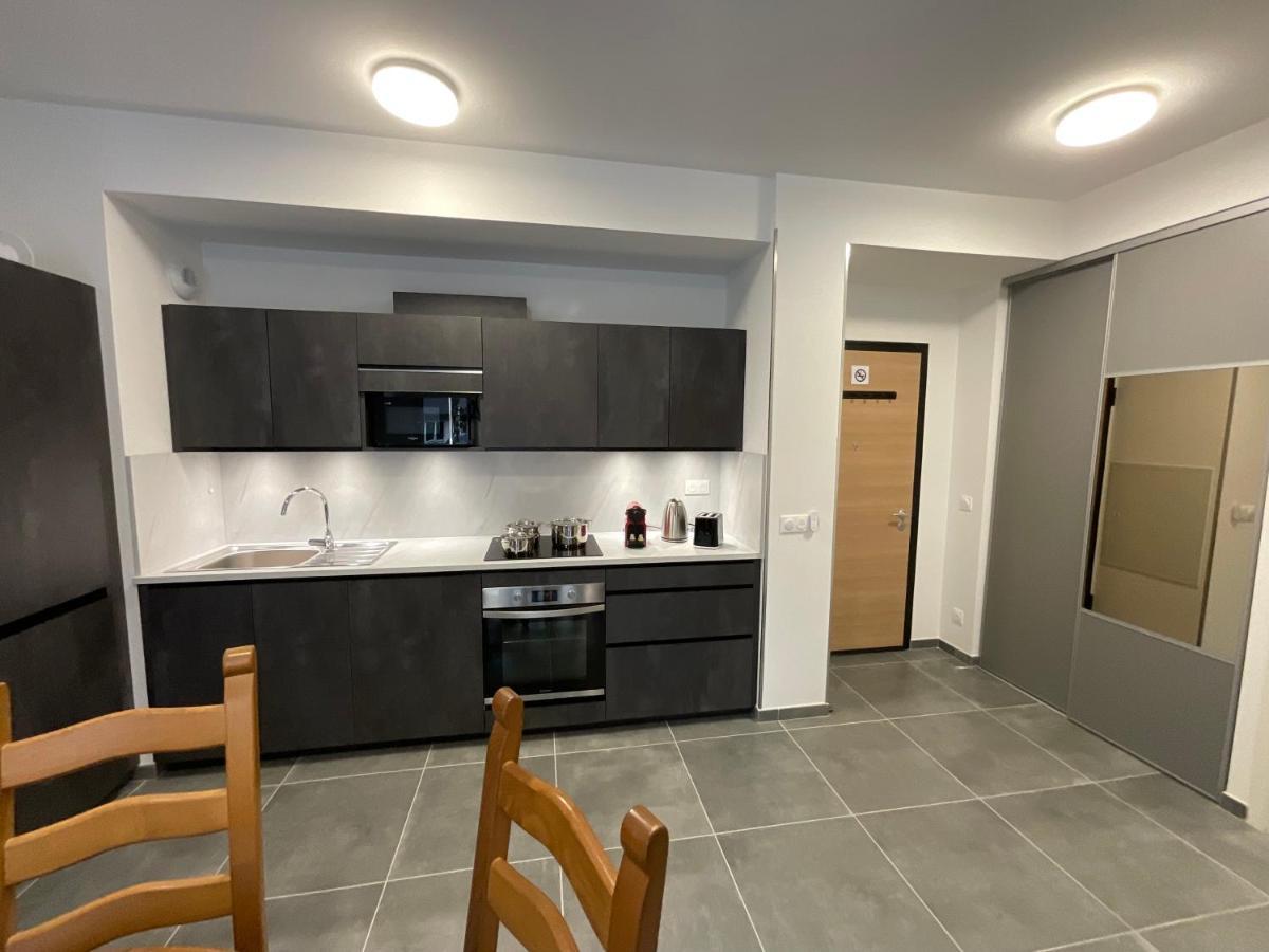 Appartement Au Pied Du Mont-Blanc 2! Саланш Екстериор снимка